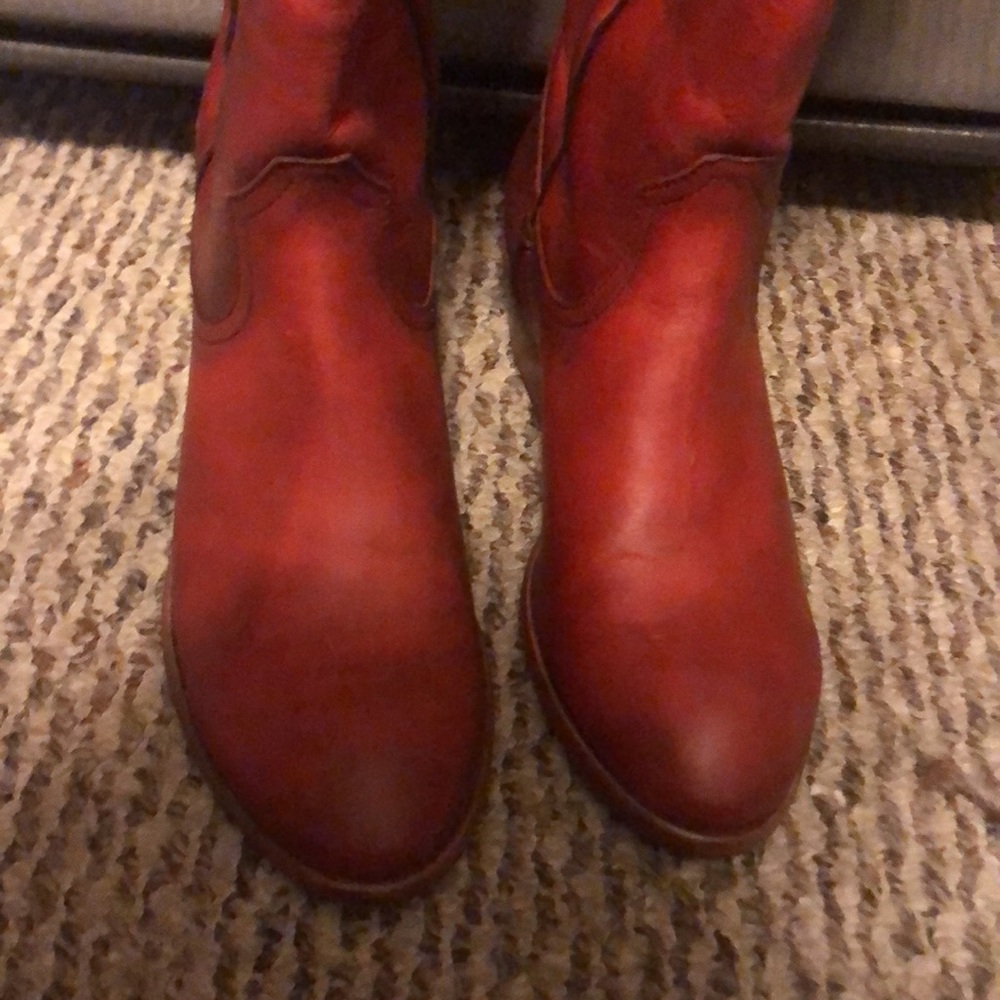 Frye Carson pull on boots - Picture 2 of 8